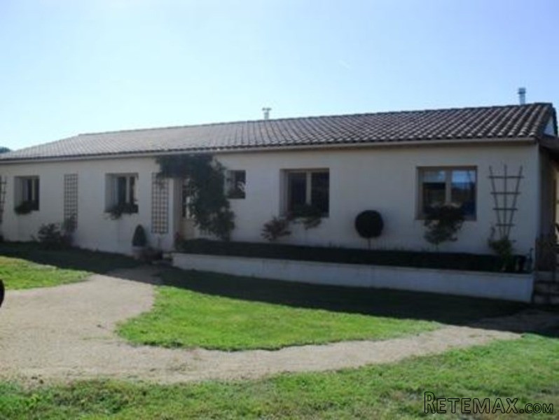 Bungalow Built In 2007 With A Pool And..