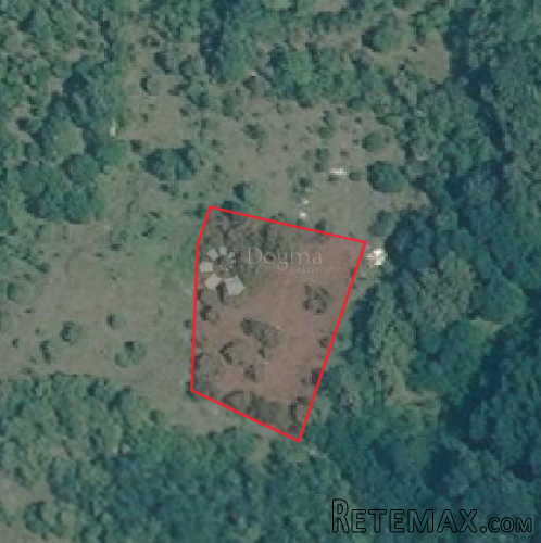 Poljoprivredno zemljište 1315m2