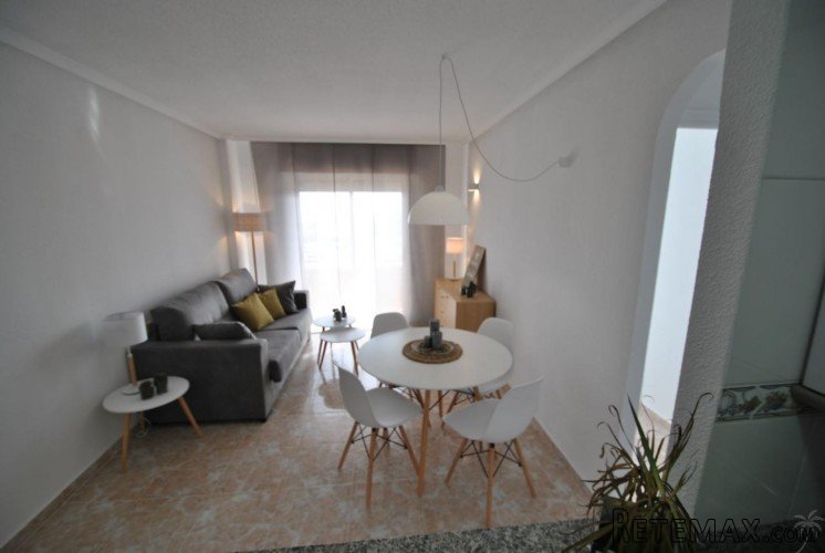 This beautifully located apartment is just 400 meters from.. - 3