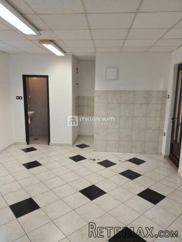 Najam, Krimeja, 30m2, uređen poslovni prostor