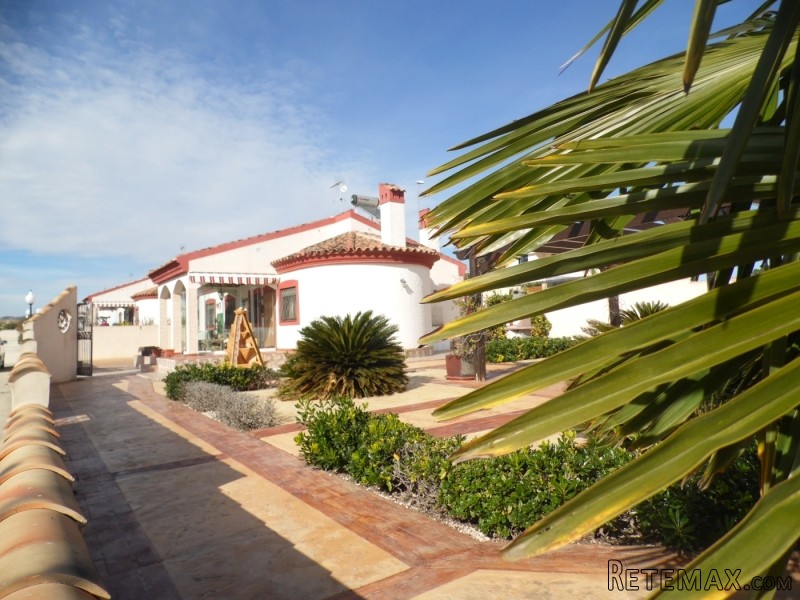 3 Bedrooms - Villa - Alicante - For Sale - 2