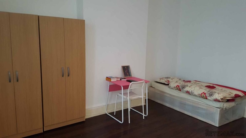 Room share for women, Zone 3.. - 2
