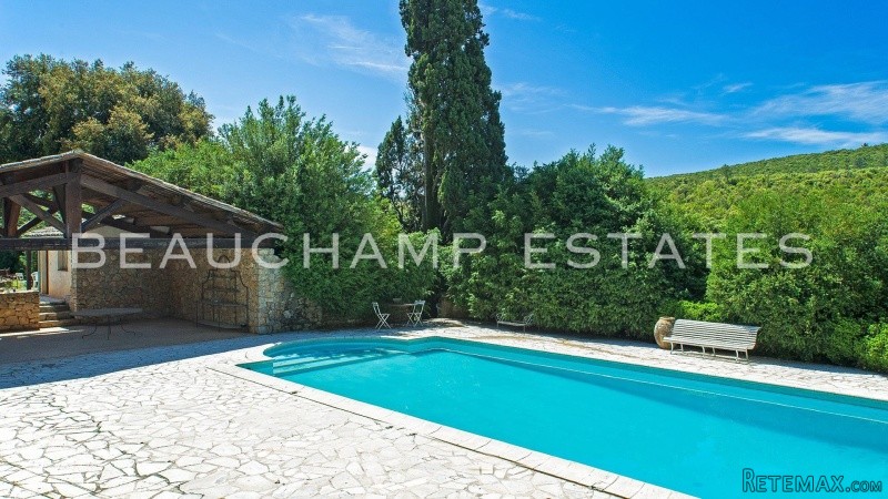 Beautiful large wine estate Provence - 2