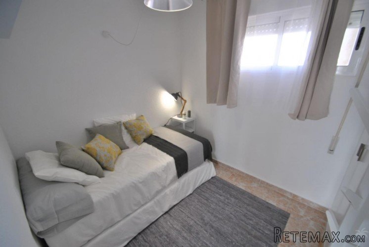 This beautifully located apartment is just 400 meters from.. - 7