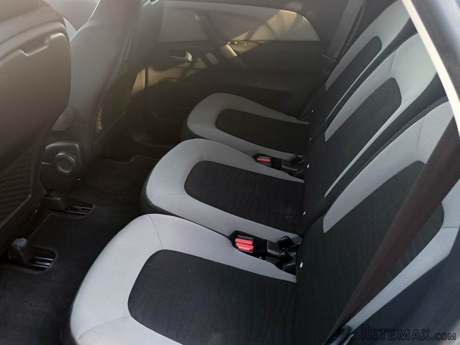 Citroen C4 Picasso 1.6 HDi - 7