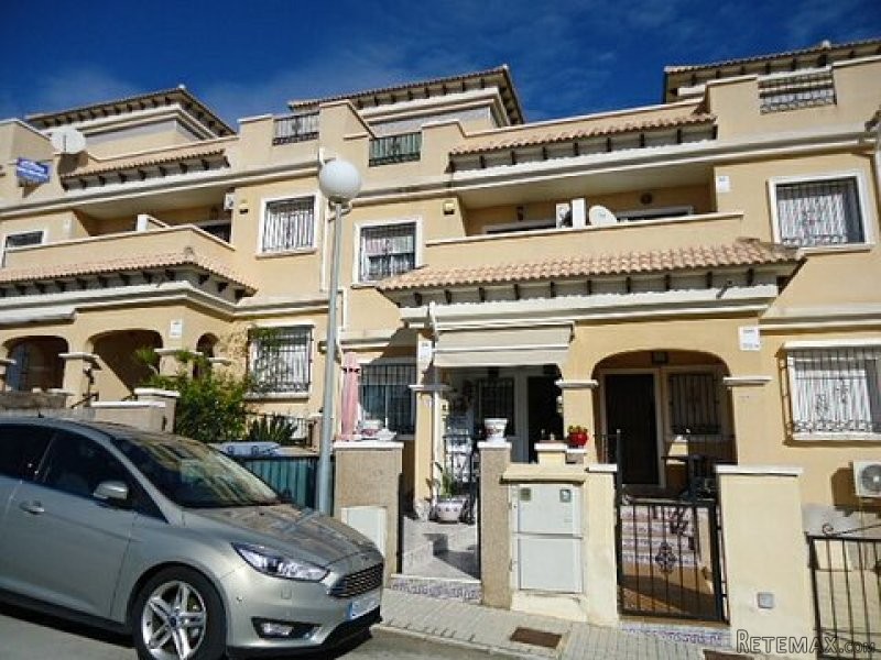 * FANTASTIC VALUE 3 BED TOWNHOUSE ONLY..