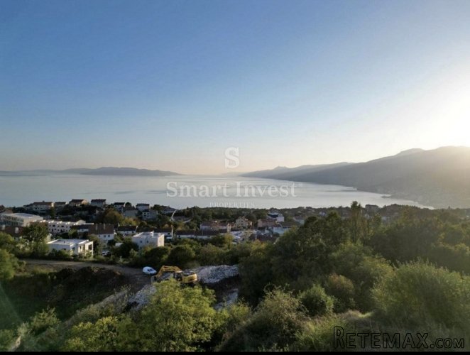REŠETARI, zemljište od 3600 m2 s pogledom na more i velikim..