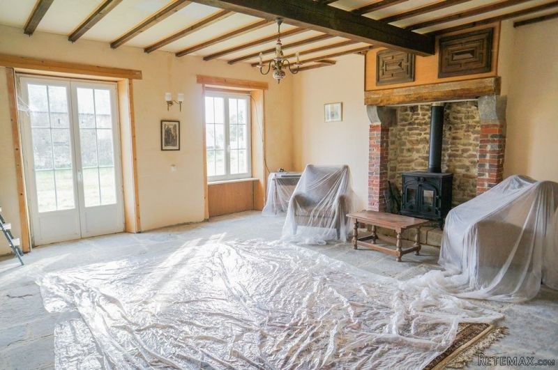 Half Renovated Stone House Set On 1.2.. - 2
