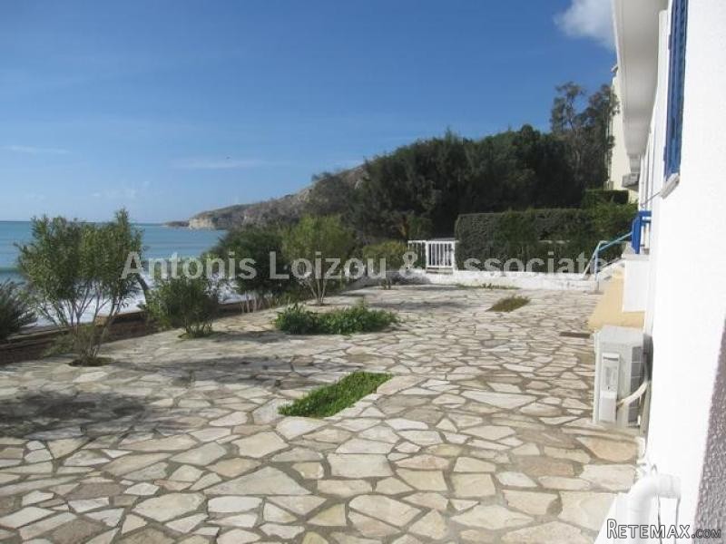 Two Bedroom Beach Front Apartment