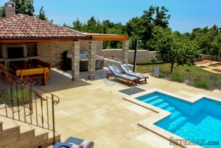 KUĆA ZA ODMOR SA SVIM SADRŽAJIMA - 3
