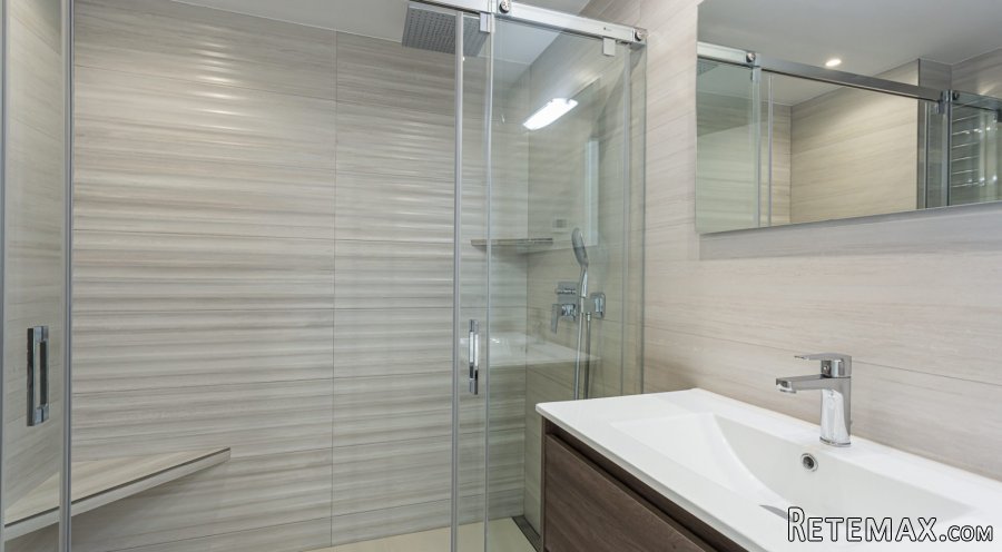 Beautiful apartment located in the desired residential.. - 2