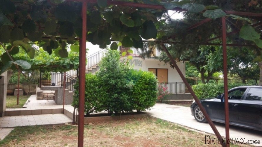 KUĆA U MIRNOM MJESTU 2 KM OD MORA - 3