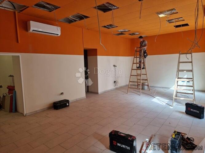 Rijeka centar, ulični lokal 105 m2 - 3