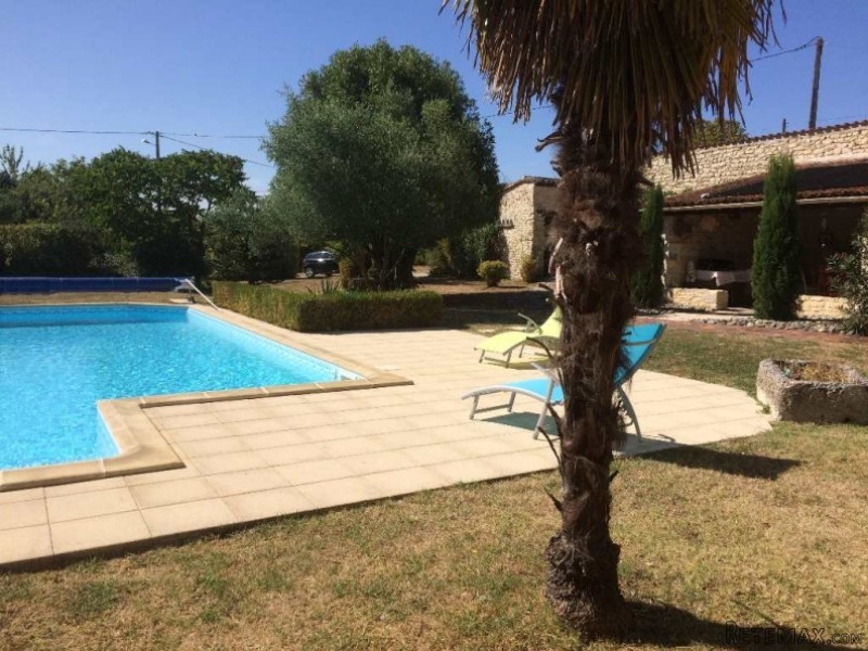 3 Bedrooms - Maison - For Sale
