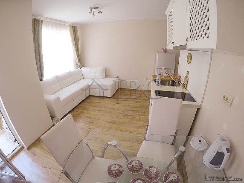 Luxury 1-Bedroom apartment in Dawn Park..