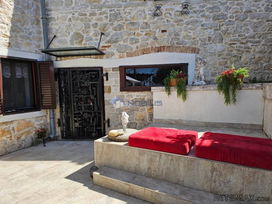 Poreč- kamena kuća - 4