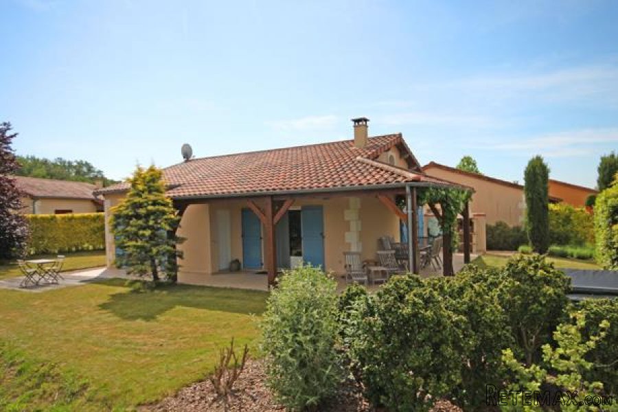 Les Forges (79) - Immaculate villa with private jacuzzi, garden..