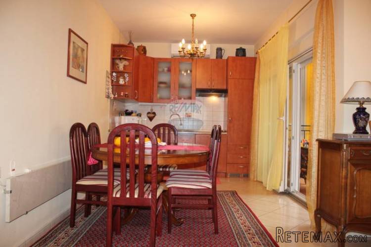 POREČ - Krasan stan u prizemlju sa okućnicom 70m2 - 3