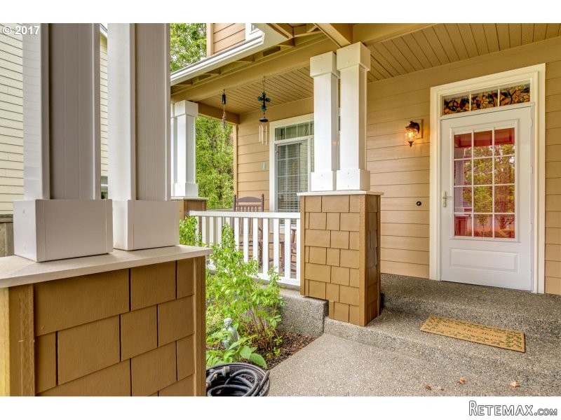 5013 L CT, Washougal, Washington WA..