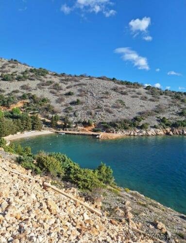 MASLENICA, GRAĐEVINSKO ZEMLJIŠTE 20M OD MORA
