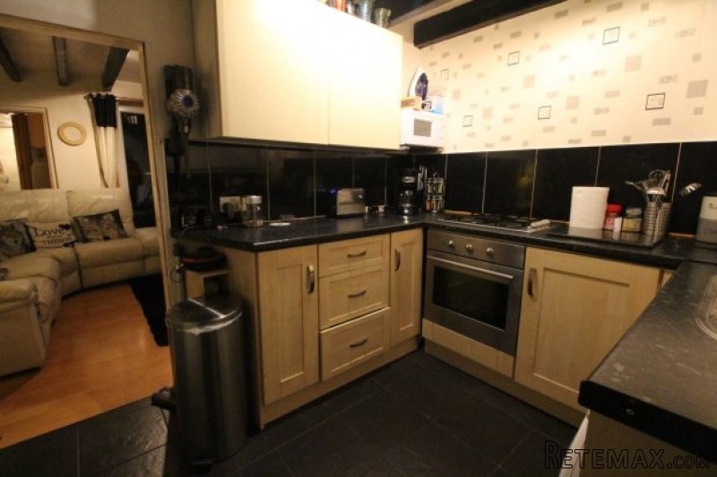 2 bedroom, Terraced House house for sale - 2