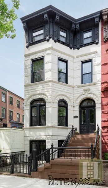 6 bedroom Town House For Sale: 731..