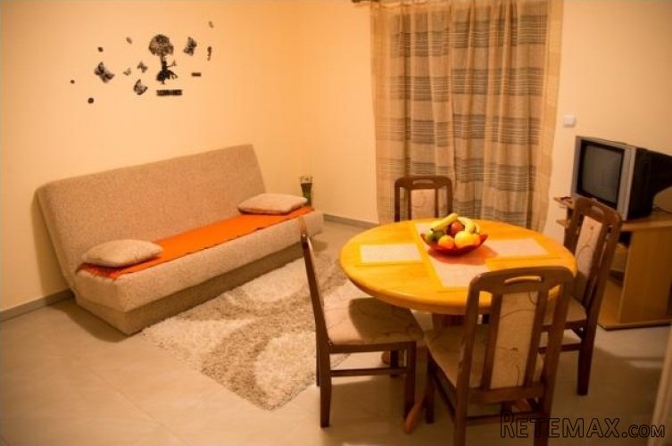 Prodajem apartman na Kopaoniku - 2