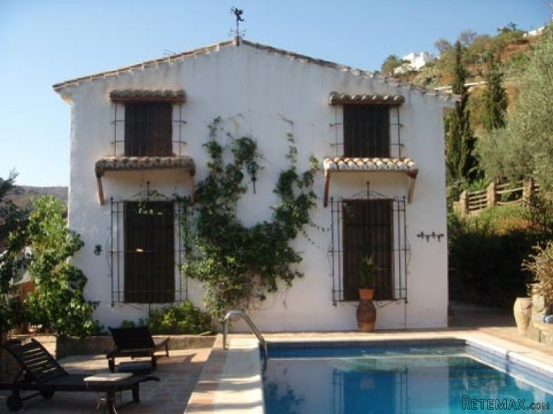 4 bedroom, 2 bathroom Finca/Country.. - 2