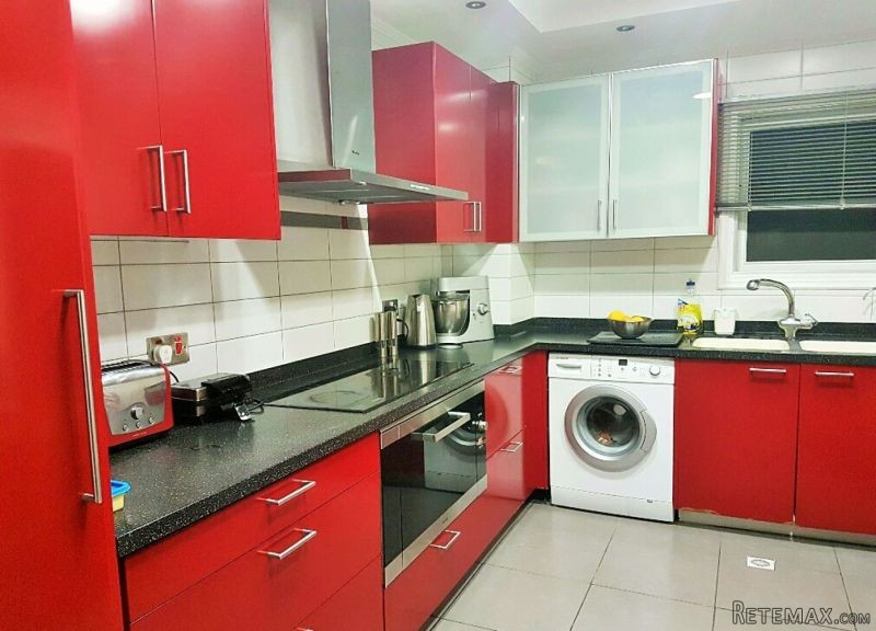 Lovely 3 bed apartment in Enaerio
