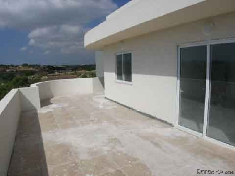 Flat, Luxurious Finish