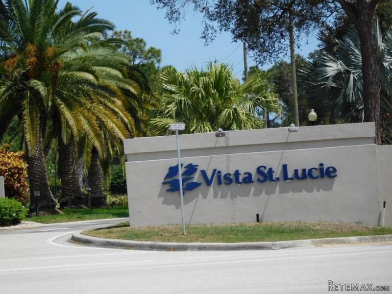 1 Lake Vista Trl #205, Fort Pierce, FL.. - 2
