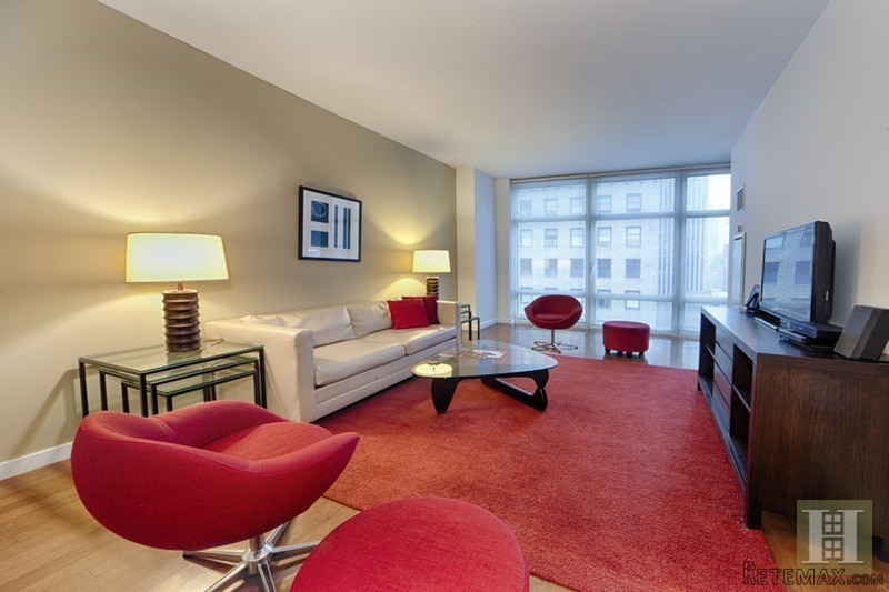 1 bedroom Apartment For Sale: 1600.. - 2