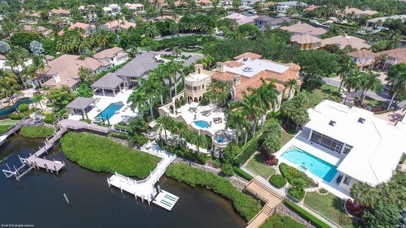 9 bedroom Residence For Sale: Jupiter..