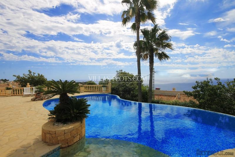 5 Bedroom Villa In Javea - 2