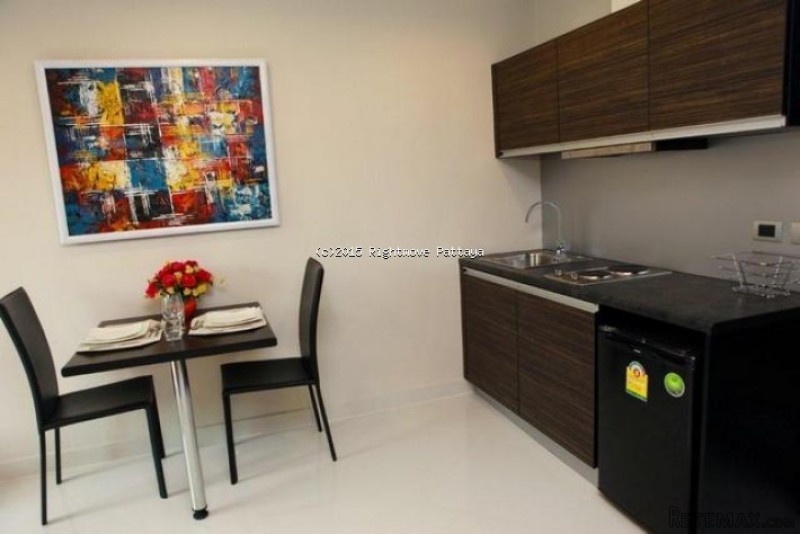 1 Bedroom Condo for sale in Jomtien -.. - 2