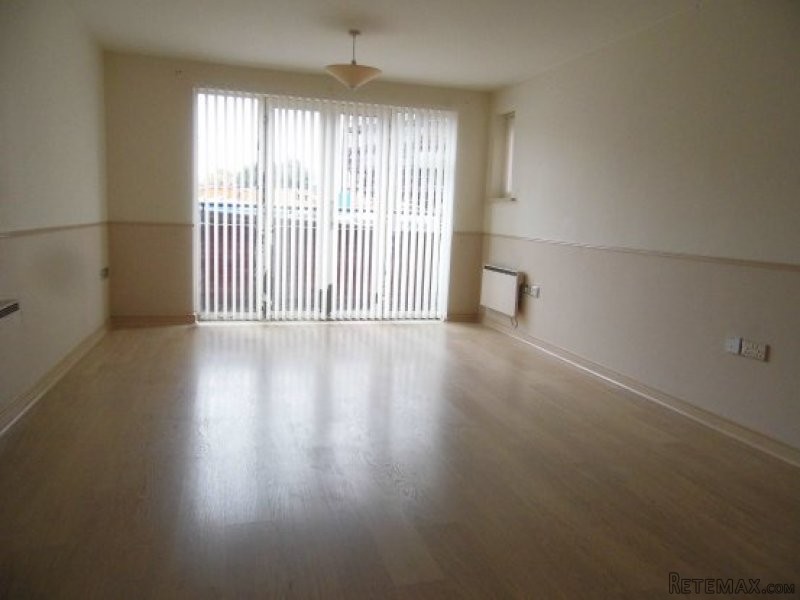 2 bedroom, Flat house for sale - 2