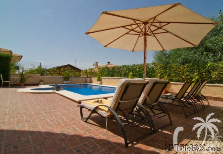 Luxurious detached villa, located at the outer edge of the.. - 2