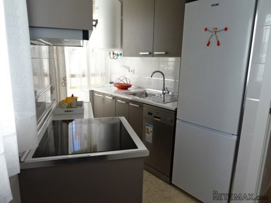 Flat with 2 bedrooms and complete bathroom on the first.. - 4