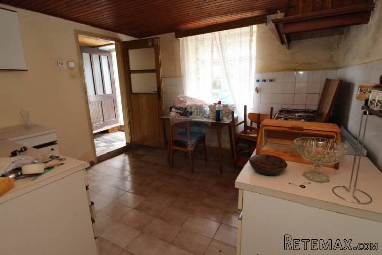 ISTRA, STARA KAMENA KUĆA ZA ADAPTACIJU - 4