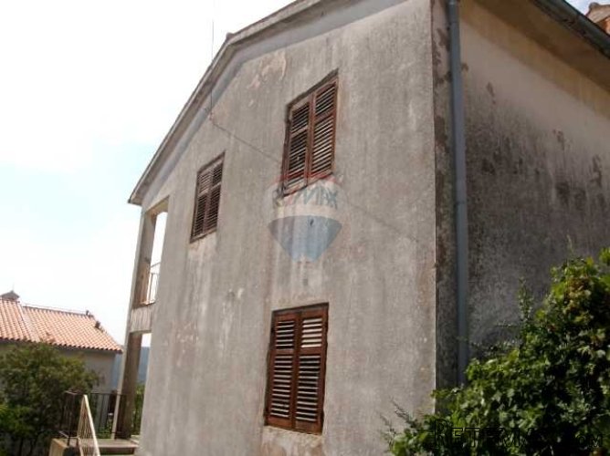 Zgrada sa 3 etažirana stana u Rapcu. - 3