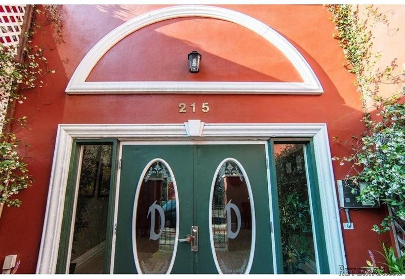 2 bedroom Property For Sale: 215.. - 2