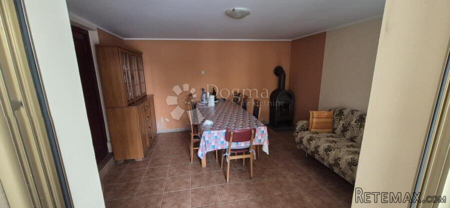 Predivno imanje s pogledom na Učku i dvorac Belaj – 2475 m² - 2