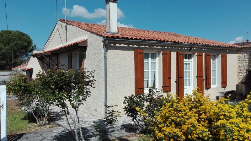 Stone House For Sale St Jean D Angely - 2