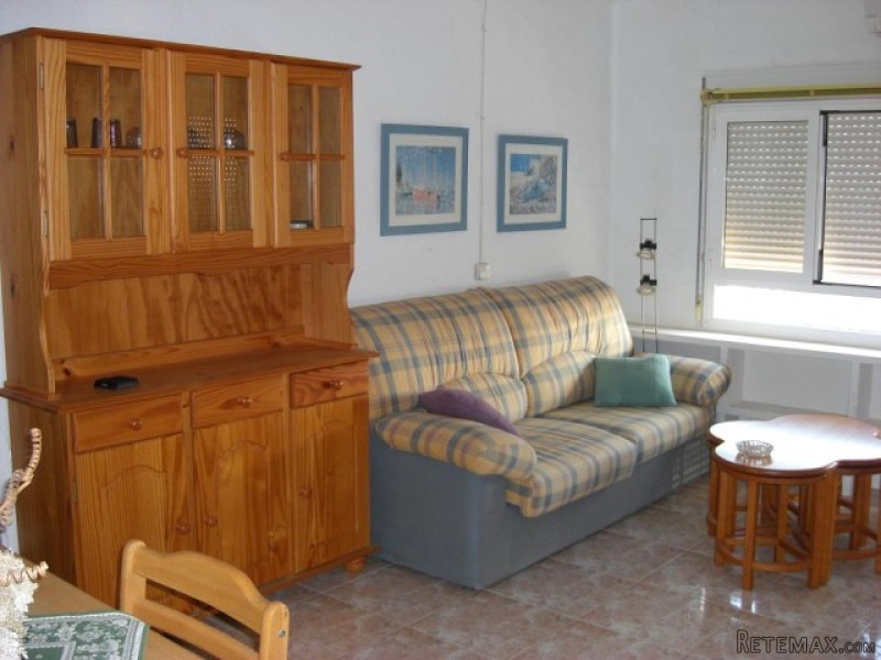 3 Bedrooms Apartment For Sale - 2
