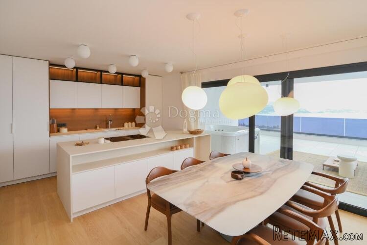 EKSKLUZIVAN PENTHOUSE ZA NAJAM U OPATIJI