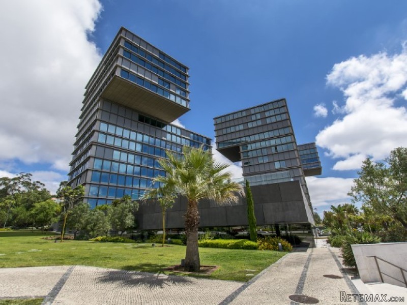 Exclusive Lisbon 2 Bedroom Condo.. - 2