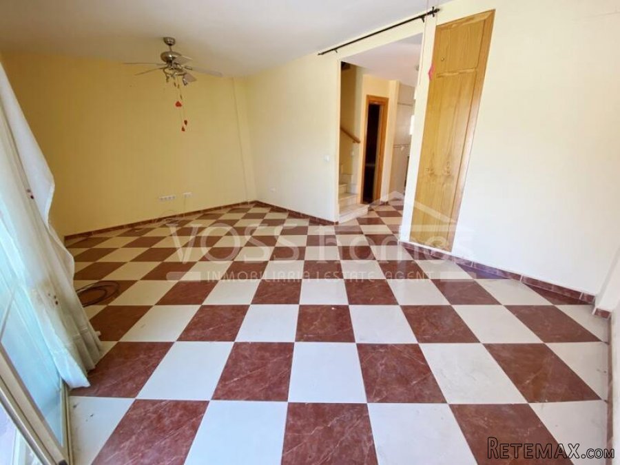 NEW LISTING TO VOSS HOMES - A larger than usual, 3 bed, 2.. - 17