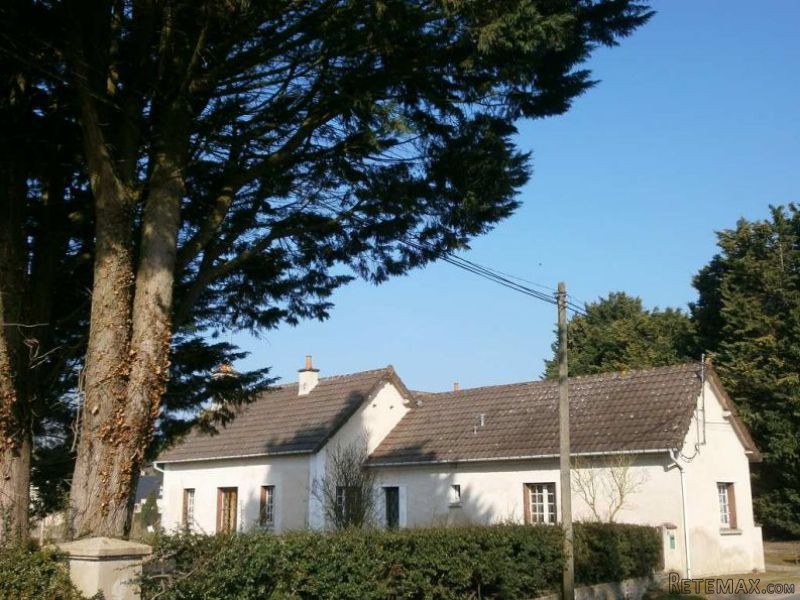 2 Bedroom House For Sale - 2