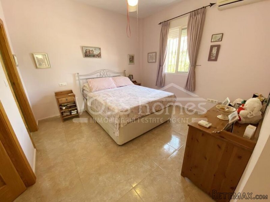 RESERVED/SALE AGREED 2023 & NEW & EXCLUSIVE LISTING TO VOSS.. - 18