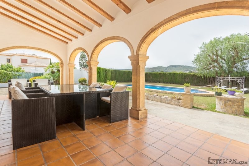 Magnificent villa on a large plot, near.. - 2